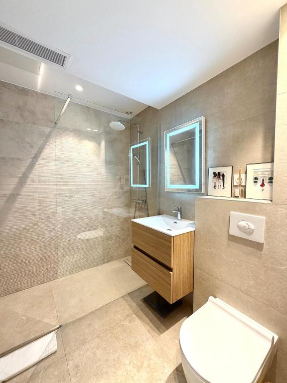 3 Suites, Cannes Croisette next Palais Festivals & Beach - 4