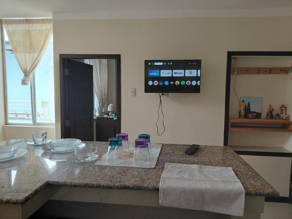 Central modern and comfortable Suite B - 2
