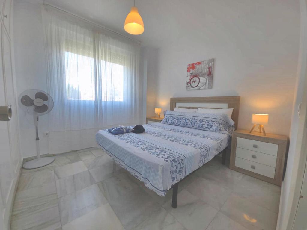 BUENAVISTA - 2-Bedroom for 4 with Sea-View Terrace and AC - Free Street Parking - 5