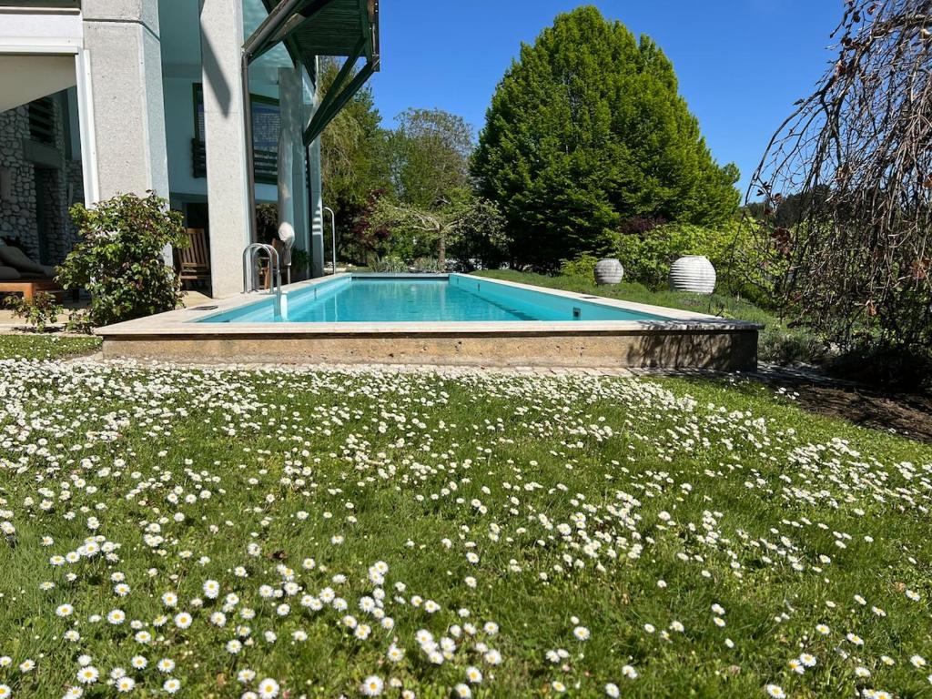 Exklusive Wohneinheit mit Panoramablick und Pool - 5