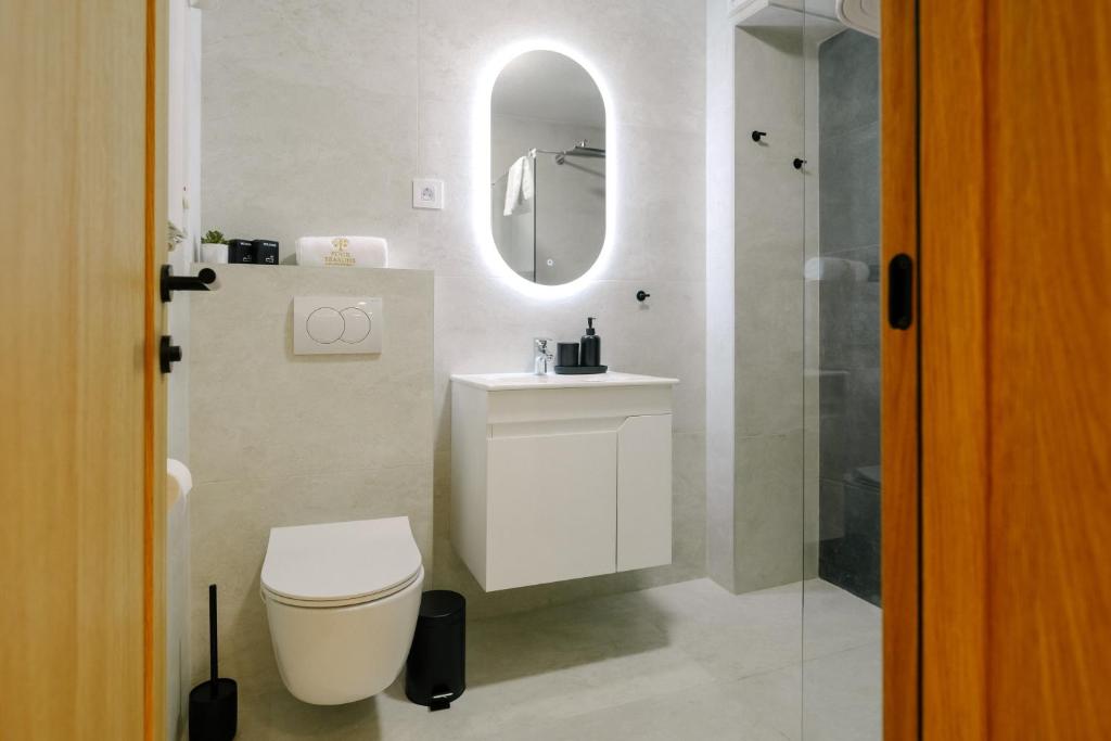 Four Seasons Lux Apartment - 2