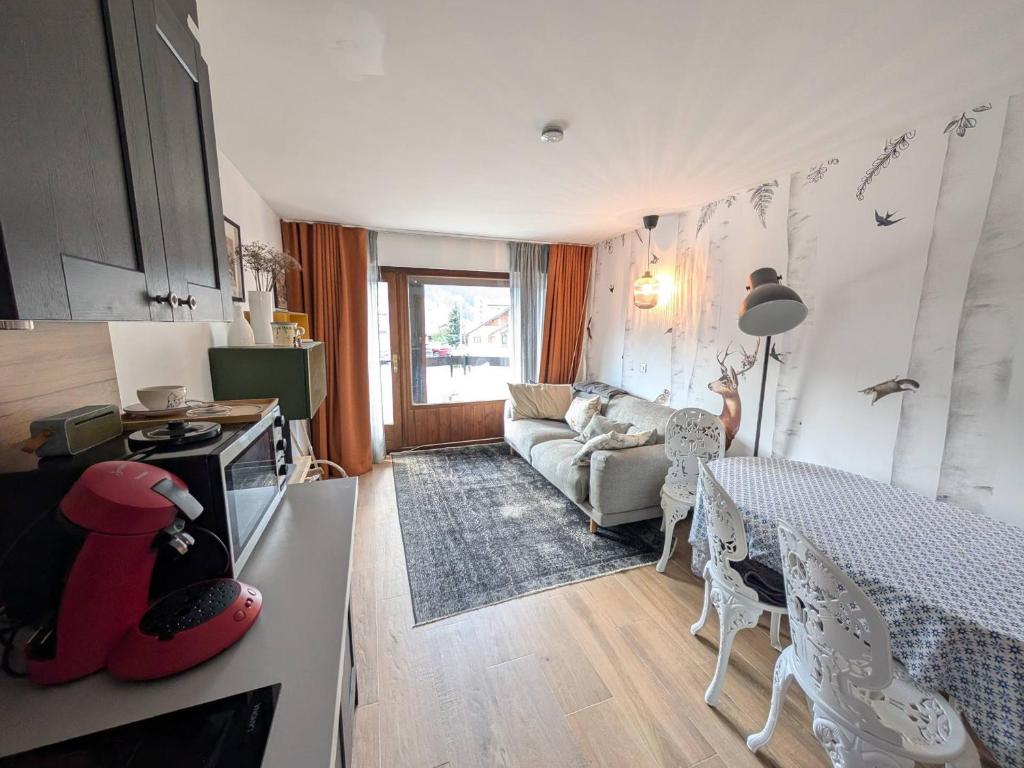 Appartement rénové, animaux, parking - 4 pers. - 2