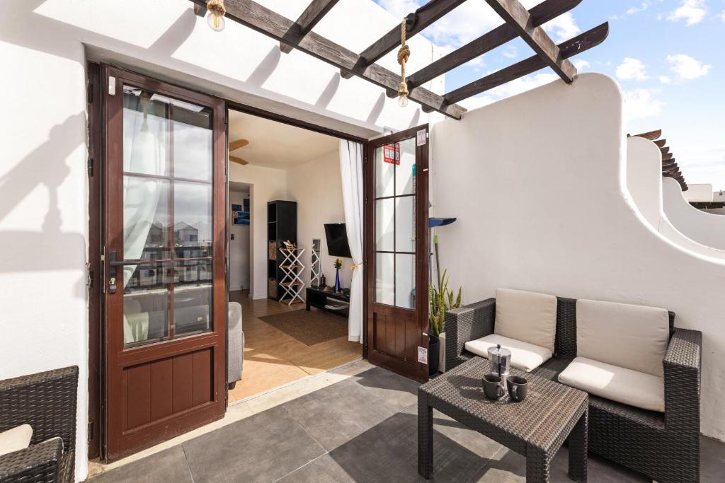 Home2Book Golden Apt Pool & Terrace Costa Teguise - 3
