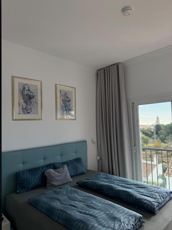 Penthouse rooftop terrace sea view Paraiso Pueblo Benahavis - 2