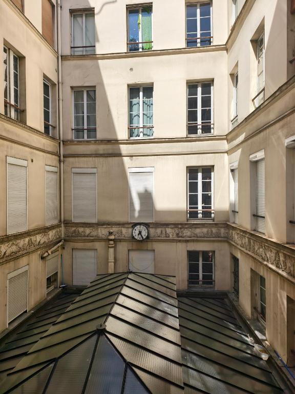 cosy studio next to Louvre - 4