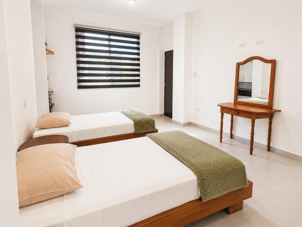 Two Comfortable and Central Suites in Puerto Ayora - 4