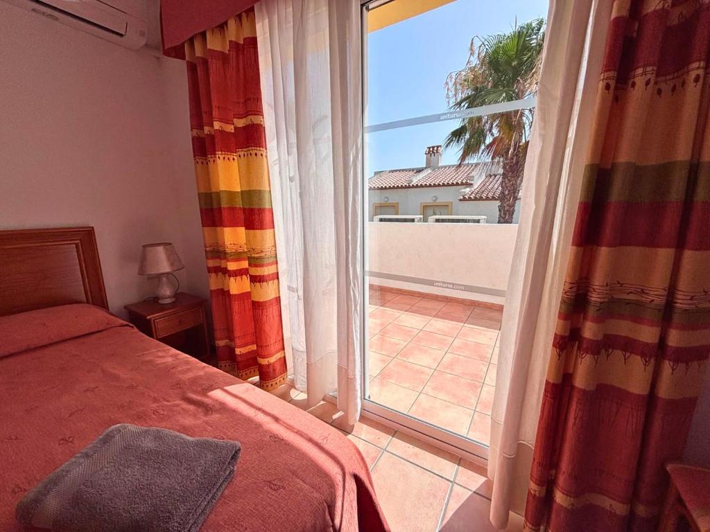 Sunny Bungalow air conditioning in every room - 1