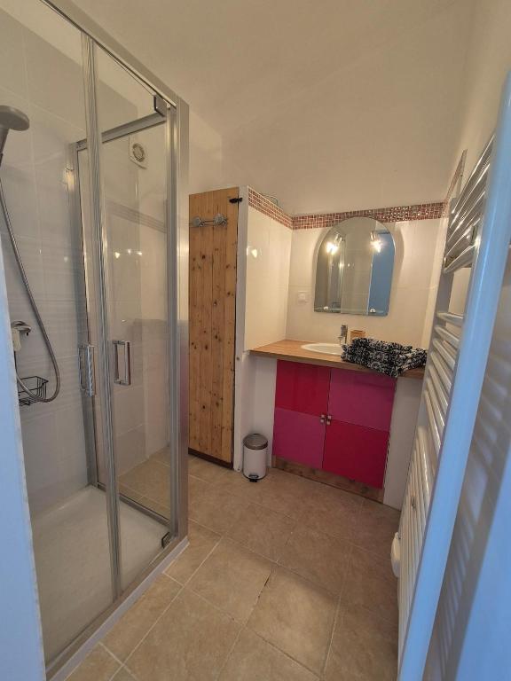 Appartement rez-de jardin avec piscine - 3