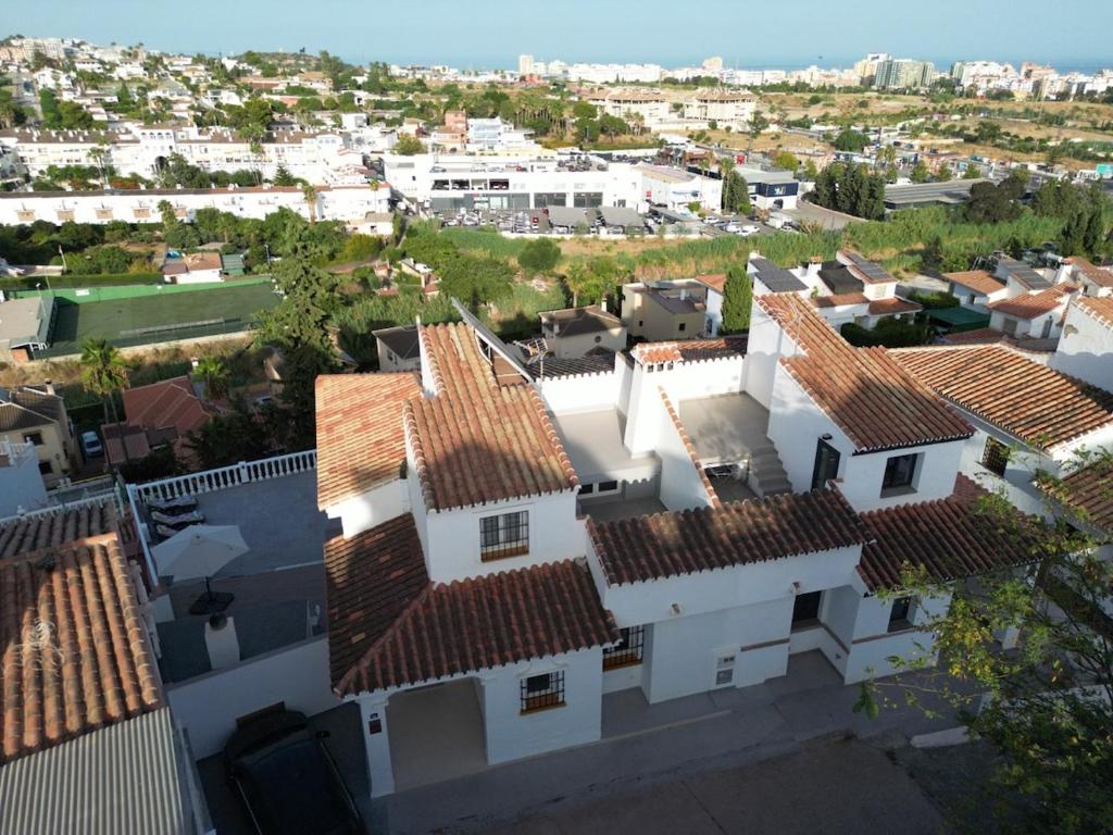Evans Realty DJ - Villa Lujo&Parking&Terraza&BBQ - 2