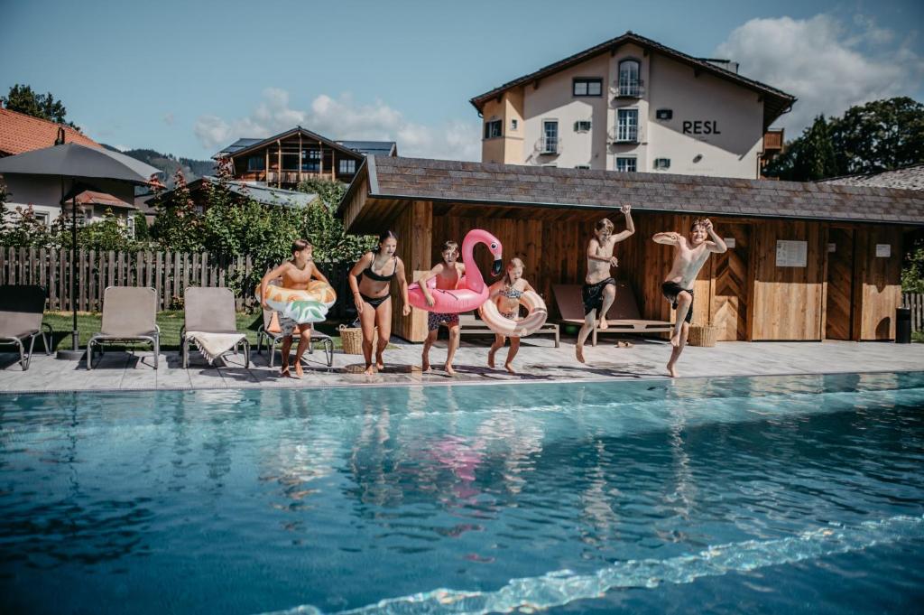Resl Resort - 2