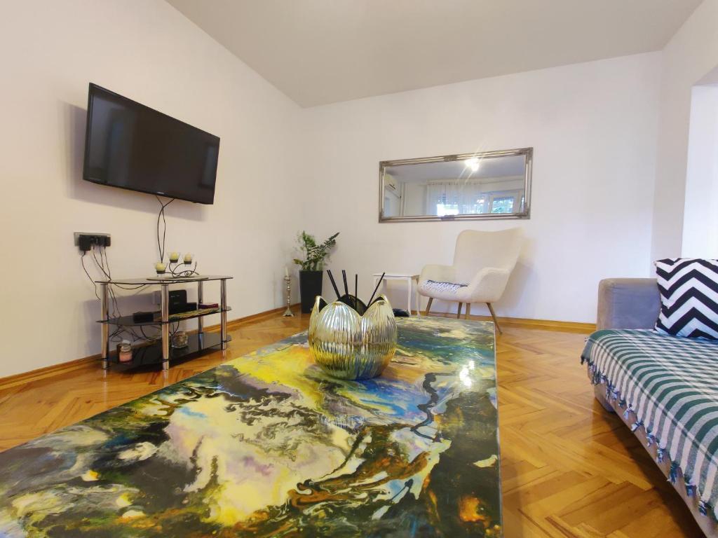 Pegami Apartment - 1