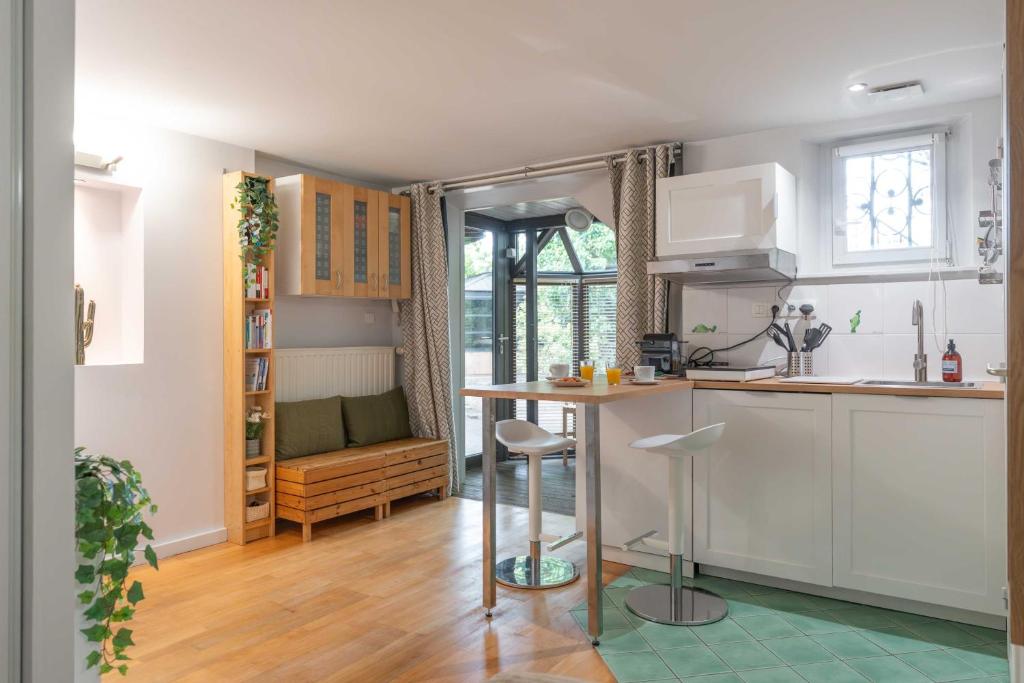 Le Cottage - Studio avec véranda et jardin - 2
