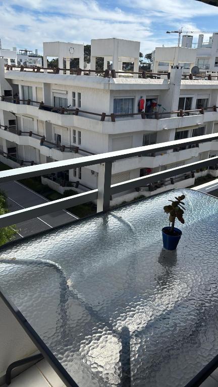 Lindo Apartamento en Punta del Este, ideal para 1 a 3 personas, terraza, parrillero propio y cochera - 2