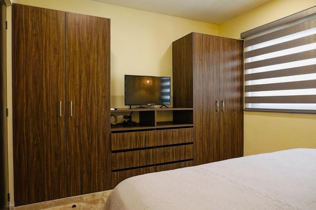 Boho Chic 1 BDR condo Private Balcony at Veranto by DPM - 3