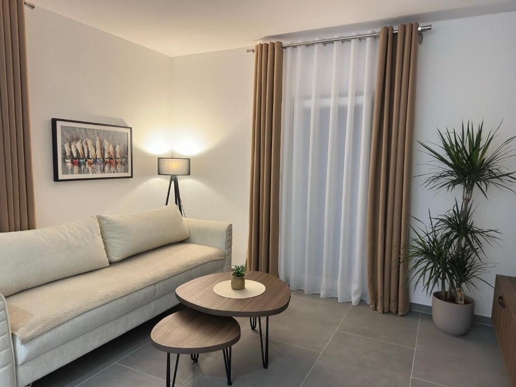 Wild Beauty Premium Apartment - 2
