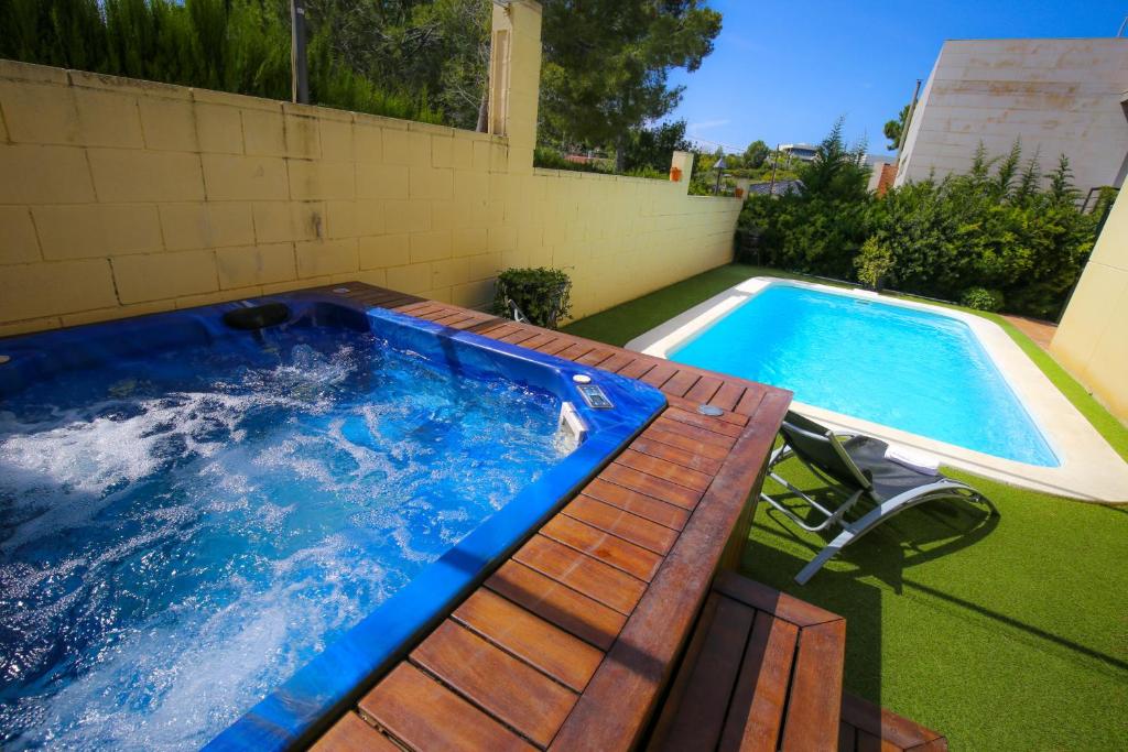 Villa LLORER Planetcostadorada - 2