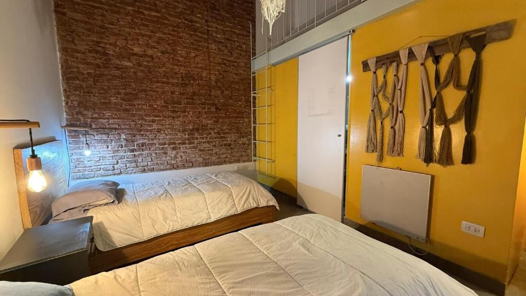 Grand Residence - 8 Bedrooms - Guests 26 - 2
