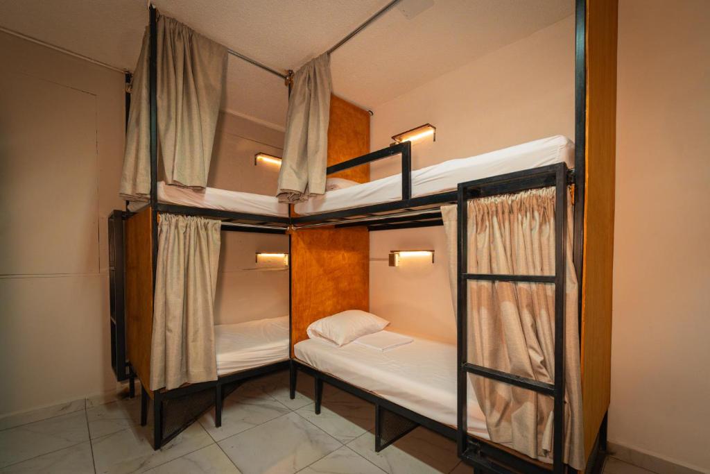 Hostal Vibes - 4