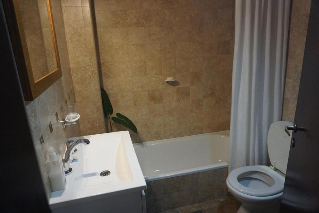 Acogedor departamento céntrico con estilo viajero - 5