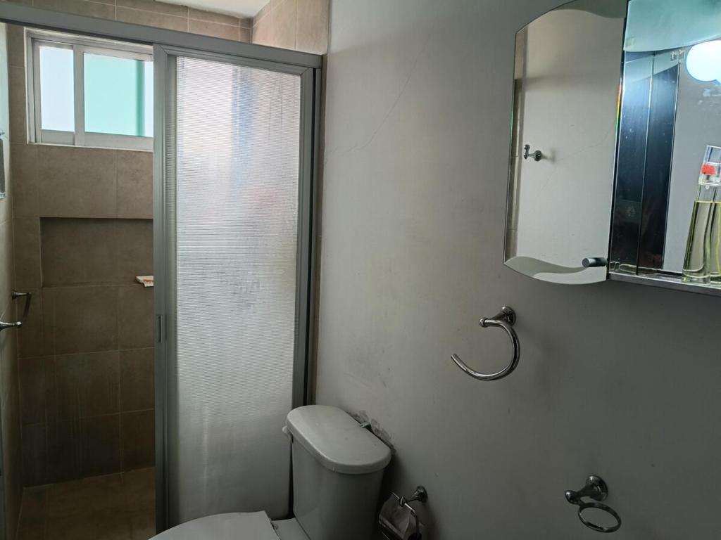 Entire serviced apartment, downtown and GNP 15 minutes away - 4