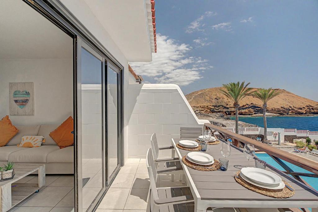 Apartment with beautiful ocean view - 4