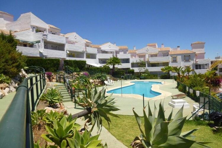 Apartment with communal pool in the heart of the Costa del Sol - 2