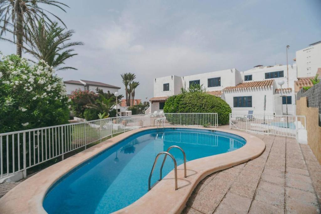 Villa con piscina privada a pocos pasos del mar - 5