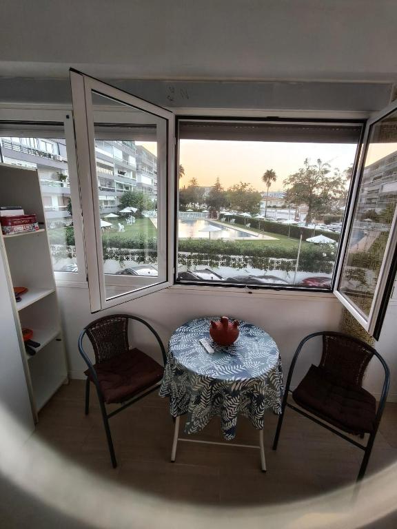 La Playa Appartment Torremolinos - 4