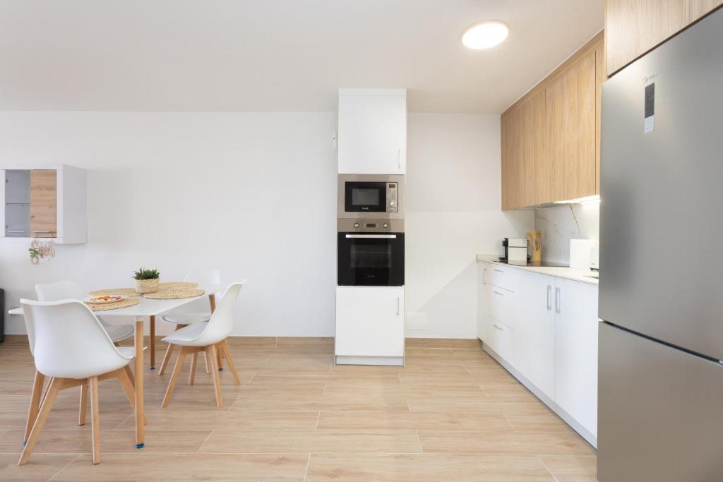 LAS AMÉRICAS PREMIUM APARTMENT with pool and terrace 20 m2 - 4