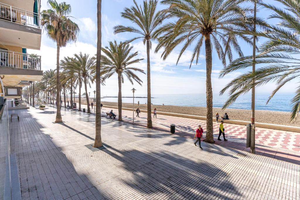 Apartamento Paseo Maritimo by Expoholidays 2 - 4
