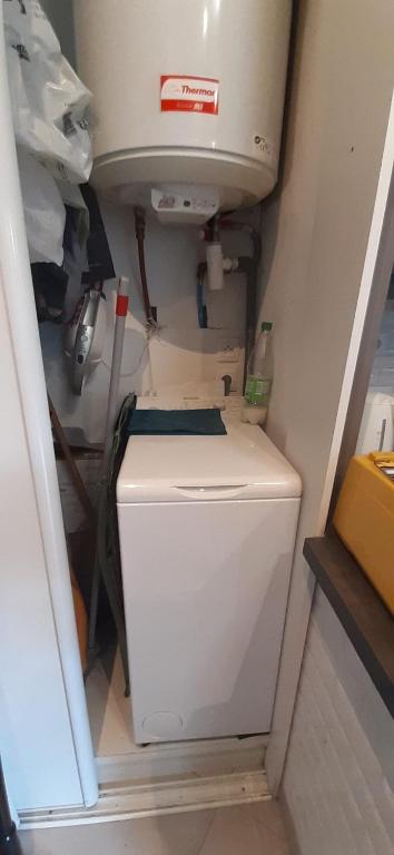 Studio Apartment Small renovated house in Paris - 4