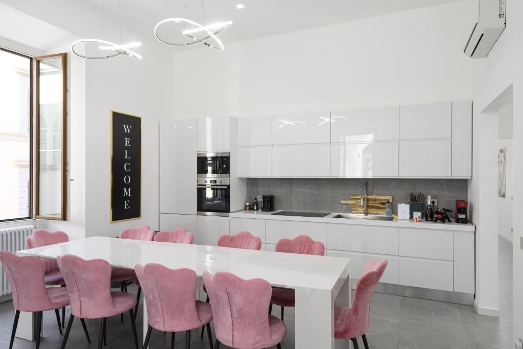 Borghese Palace Luxury Apartment - 3