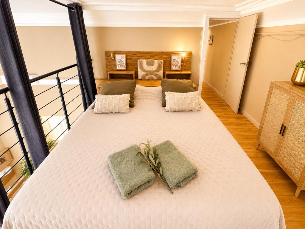 Spacious Loft, Duplex, Old Town, 3 bedrooms - EASY CHECK-IN - 4