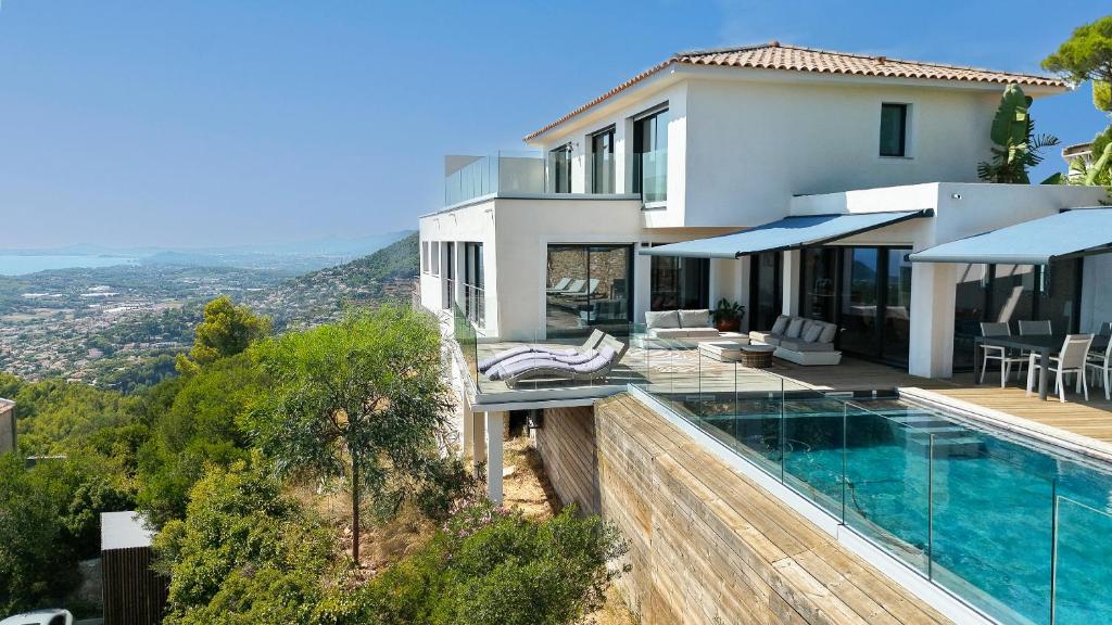 Villa 5 Etoiles vue sur les Iles d'Or Carqueiranne Sea and Mountain Pleasure Villa Vue Mer La Californie - 5