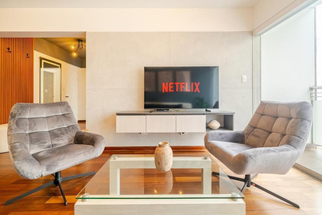 Exclusive Apartment in Miraflores - 3