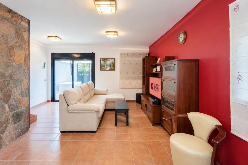 GuestReady - Villa Datana with Pool - 2