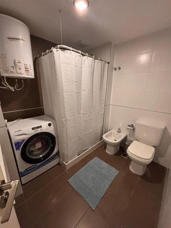 Top Floor with Balcony and Garage , Sleeps 4 - 5