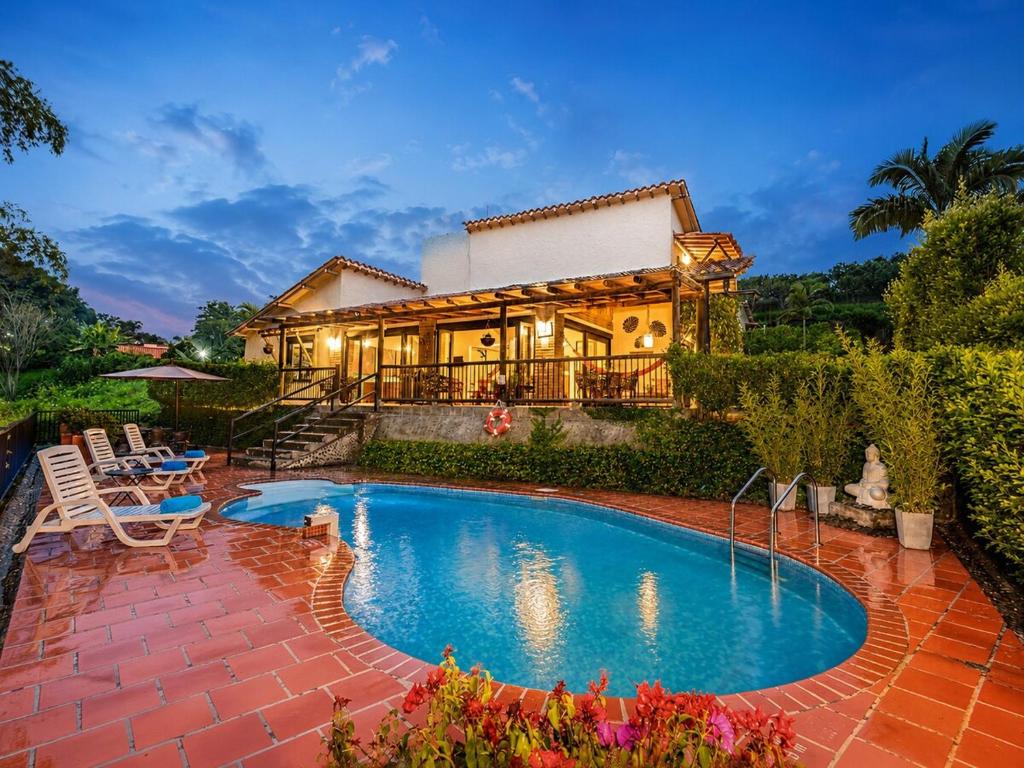 Villa Guaduales Private Pool, Jacuzzi and Bamboo Views - 1