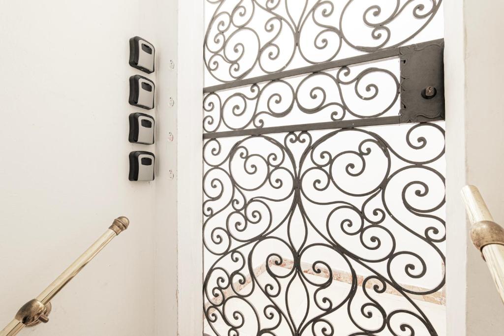 Suite Santa Croce x3, Private Terrace, AC, Wi-Fi - 2