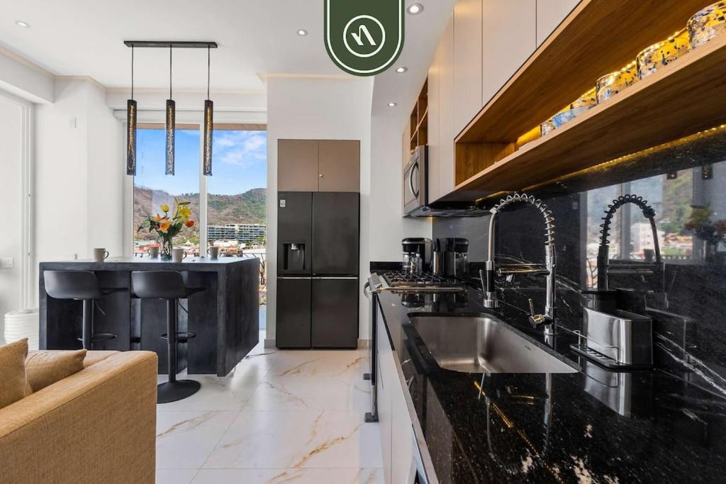 Brand New 2 BR Condo in Romantic Zone - Pool - 3
