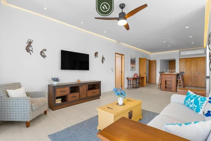 Indigo Luxury Two-Bedroom Escape - 3