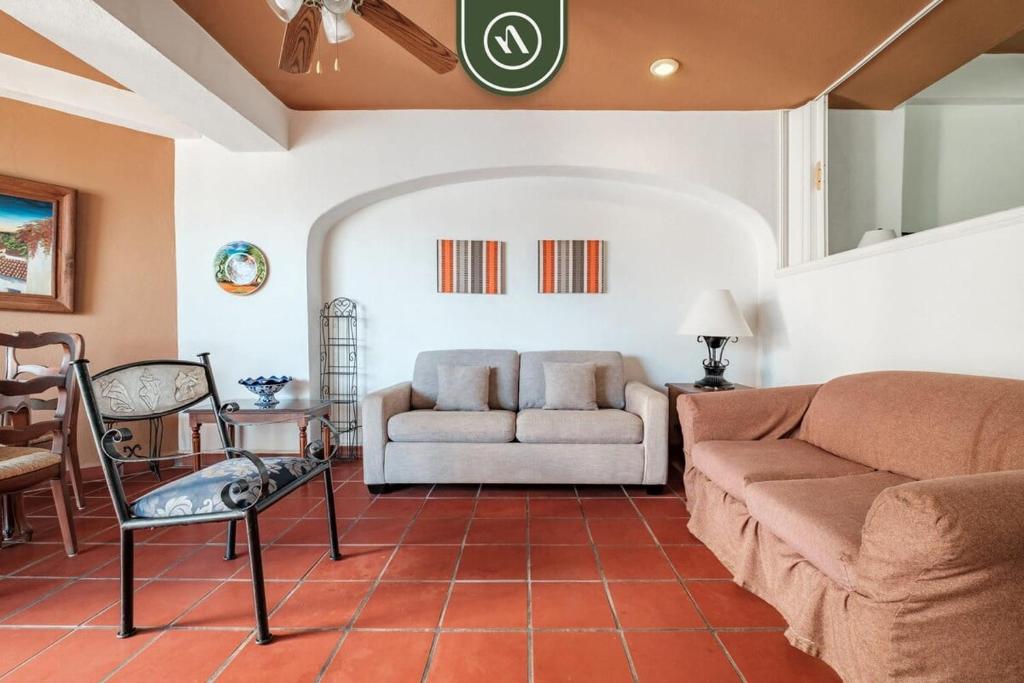 One Beach Street 406 - Amazing 1 BR Condo - 5