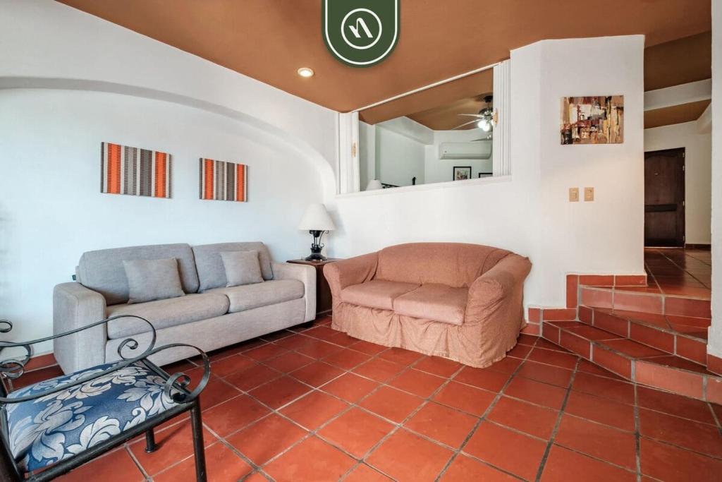One Beach Street 406 - Amazing 1 BR Condo - 3