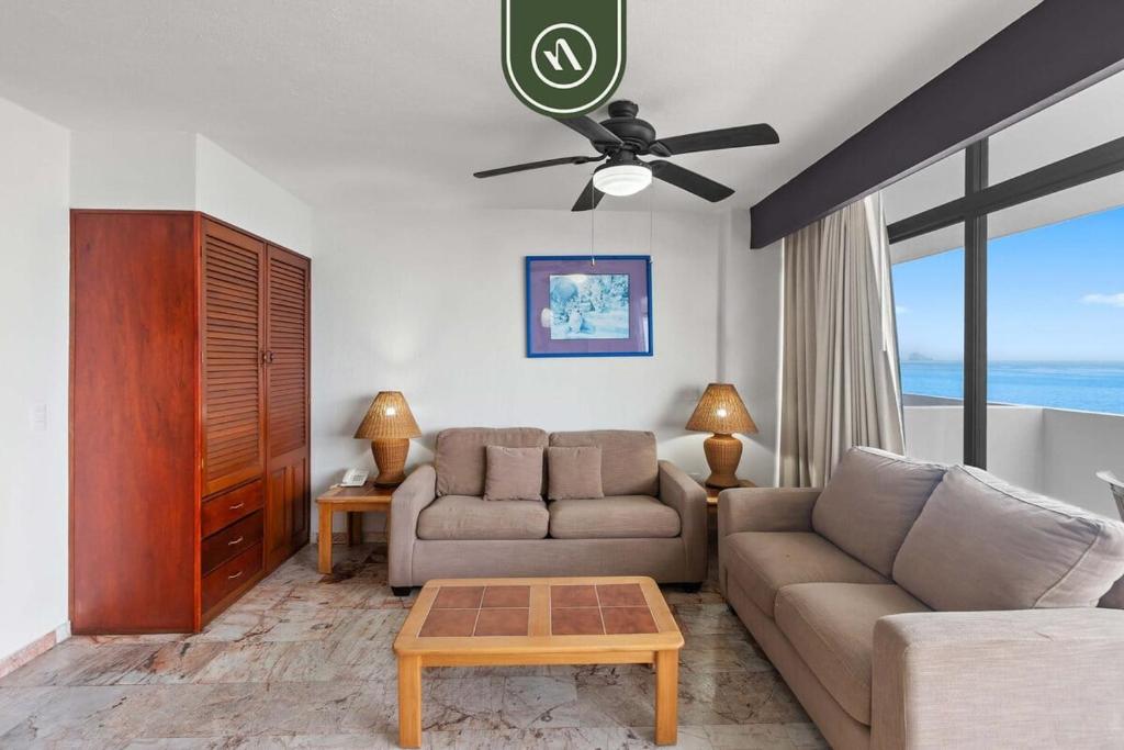 Costa Sur Suite 2 - Oceanview 1 BR Condo - Pool - Cleaning Included - 4