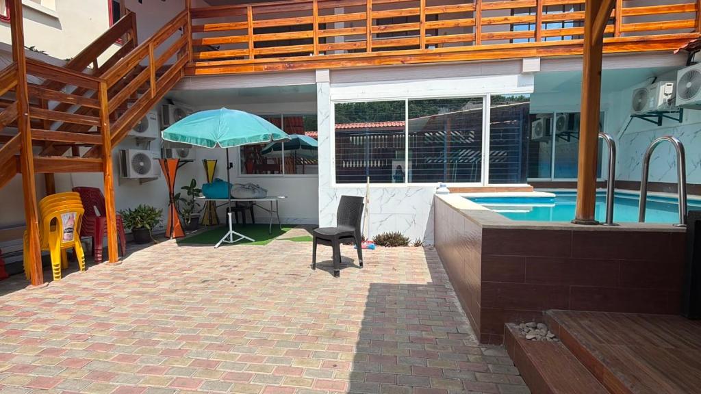 Casa playa crucita con piscina privada - 2