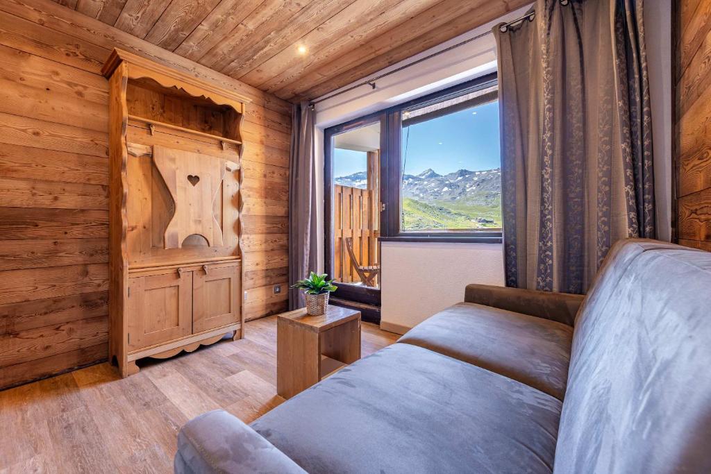 Residence Les Olympiades, Ski In-Out with WiFi in Val Thorens, "V5" by Versant Collection - 2