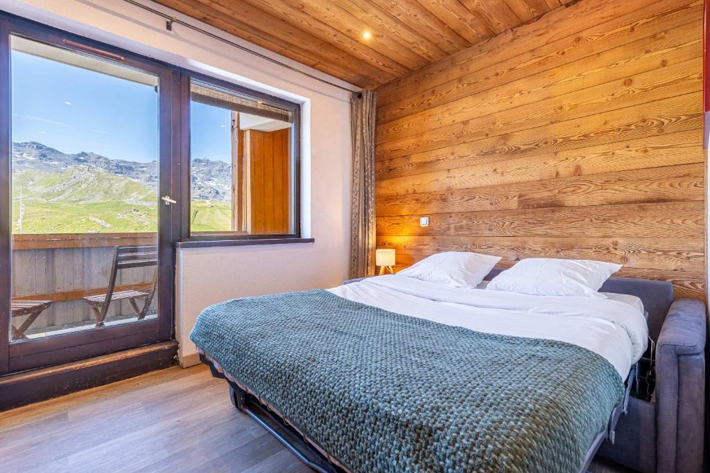 Residence Les Olympiades, Ski In-Out with WiFi in Val Thorens, "V5" by Versant Collection - 3