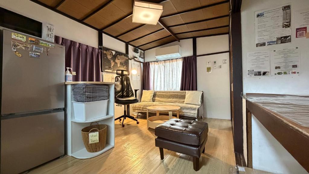 BEGINNING GUEST HOUSE, ビギニングの宿 - Authentic Japanese Renovated Stay, Airport Direct