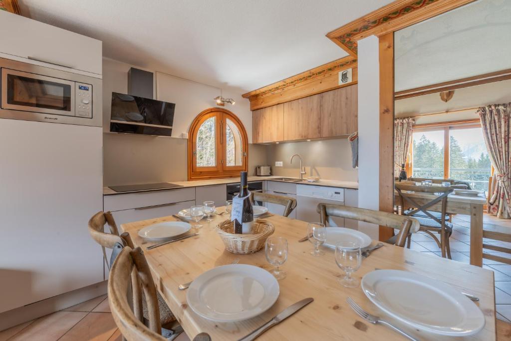 Le Cristal MB18 Mont-Blanc View, Pool, Parking & Free WiFi - Happy Rentals - 4