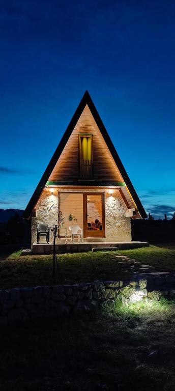 WIND Cottage - 1